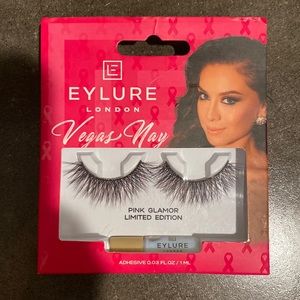 Eylure London Vegas Nay Pink Glamour Edition